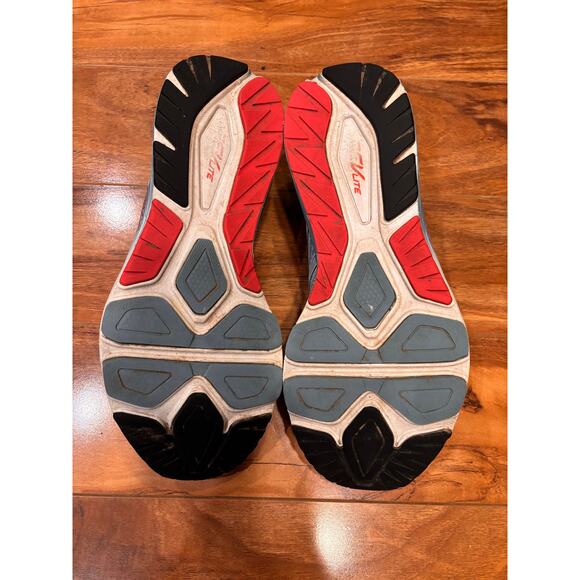 New Balance Run Disney 2016 Dumbo men’s shoes size 12 blue yellow - Picture 4 of 11